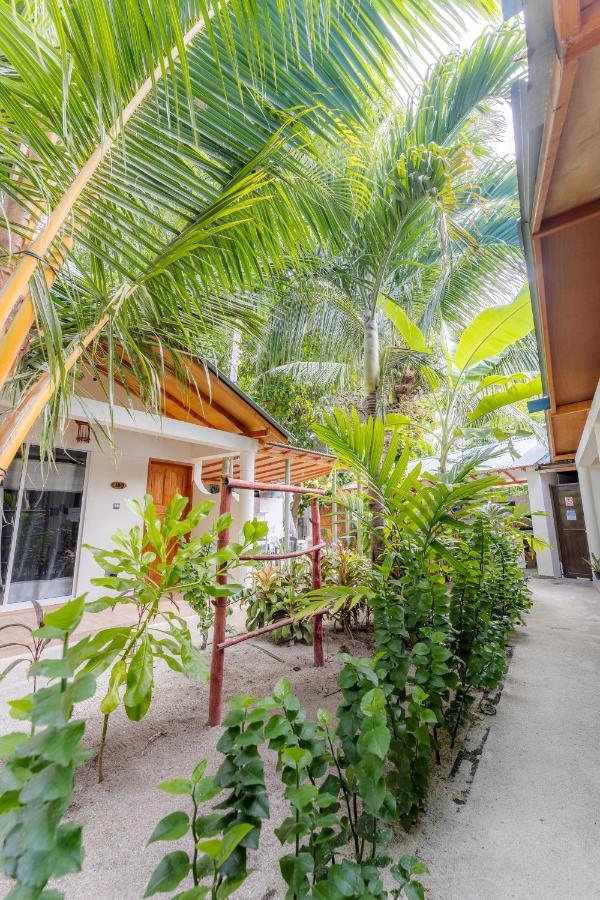 Sun Sky Inn, Maldives Thoddoo